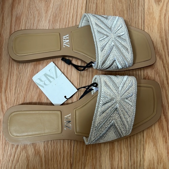 New! Zara Women's Sz 7.5 Sandals with tiny crystals. - Picture 8 of 8